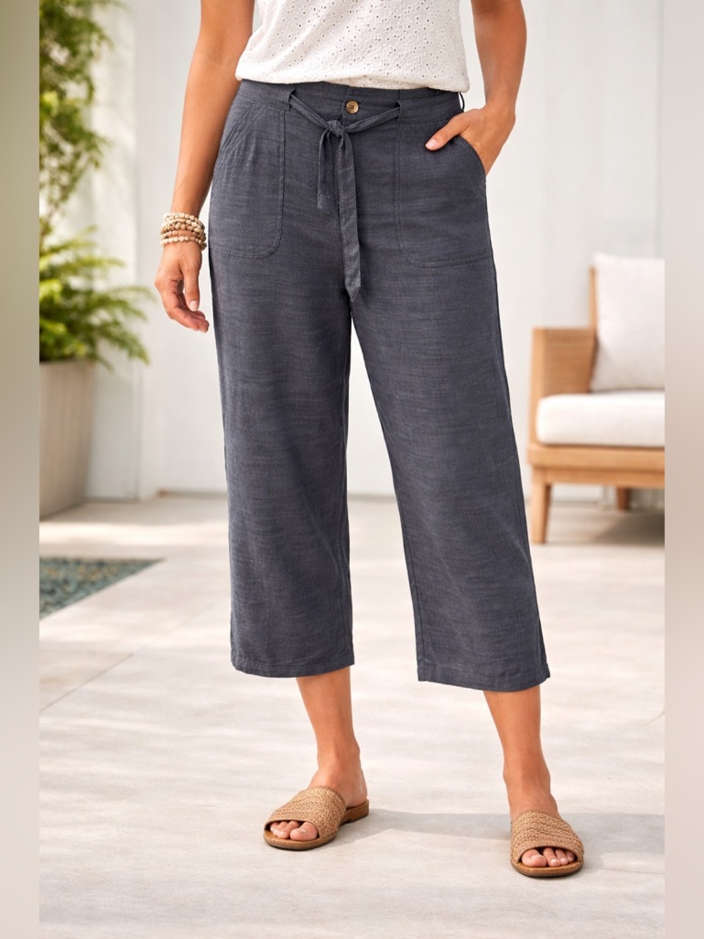 Democracy high rise cropped tie waist pants NWT , sz : 12
